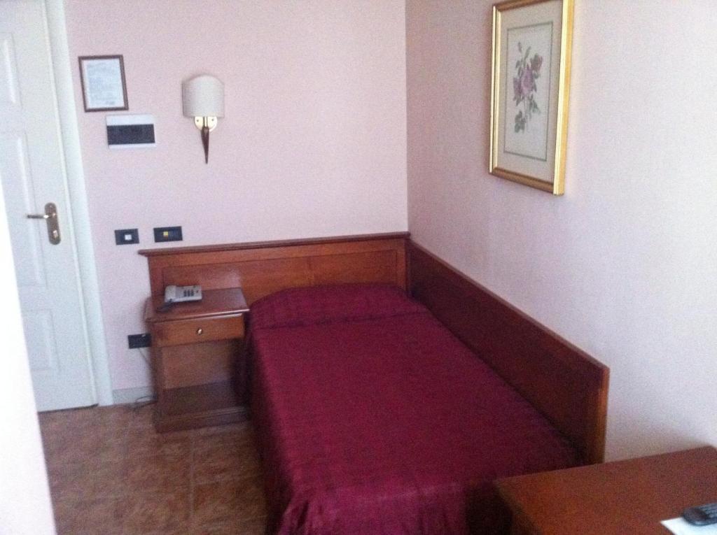 Hotel Impero Brescia Oda fotoğraf